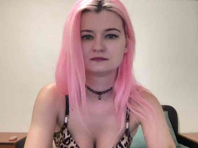 OnikaLove webcam