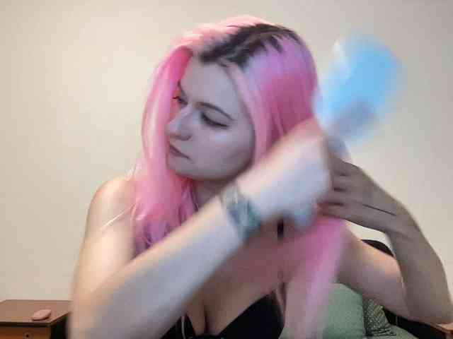 OnikaLove webcam