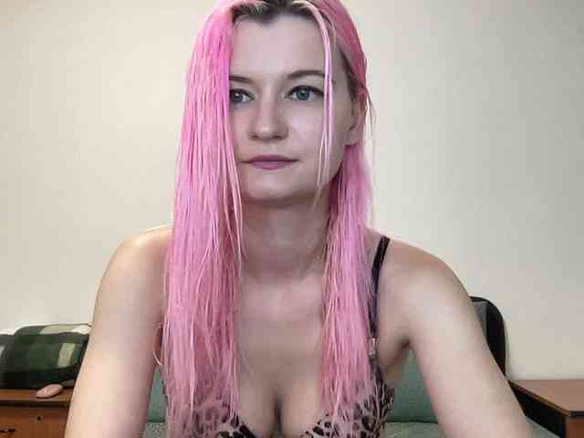 OnikaLove webcam