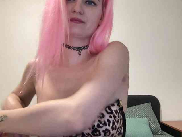 OnikaLove webcam
