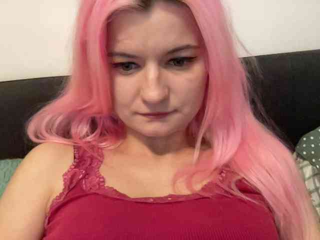 OnikaLove webcam