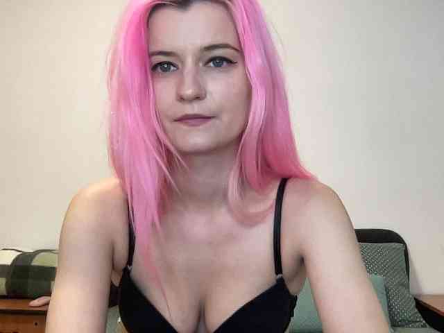 OnikaLove webcam