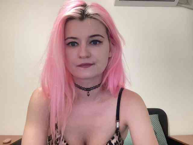 OnikaLove webcam