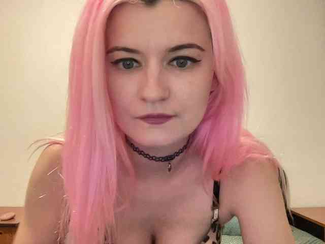 OnikaLove webcam