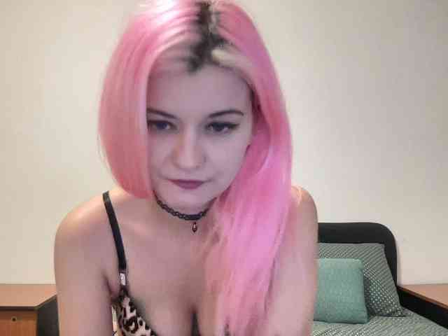 OnikaLove webcam