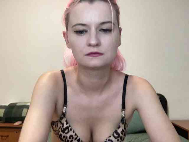 OnikaLove webcam