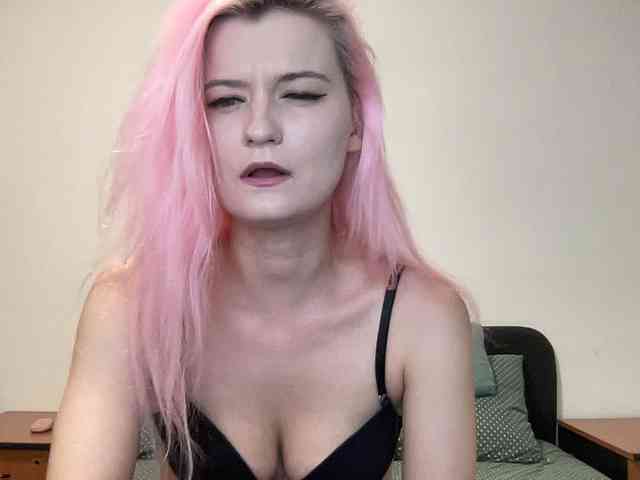 OnikaLove webcam