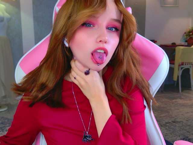 b4by-lol1's BongaCams show and profile