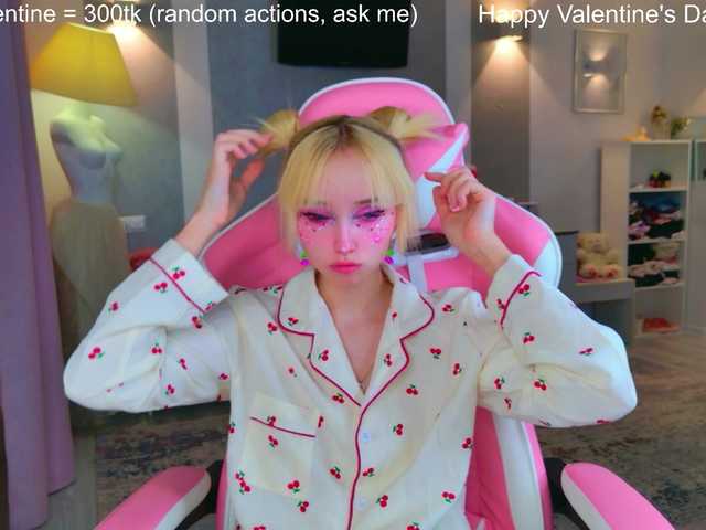 b4by-lol1's BongaCams show and profile