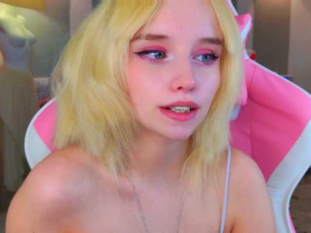 b4by-lol1 — @remain to make me cum sweetly Request without tokens = MUT