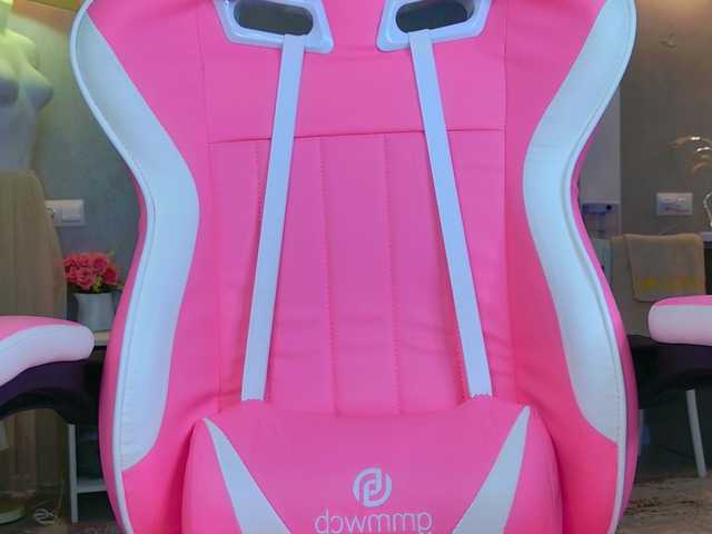 b4by-lol1's BongaCams show and profile