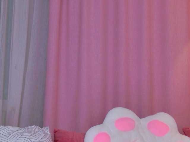 b4by-lol1's BongaCams show and profile