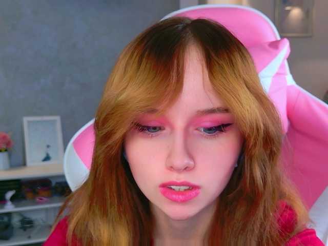 b4by-lol1's BongaCams show and profile