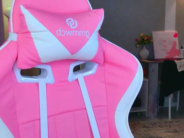 b4by-lol1's BongaCams show and profile