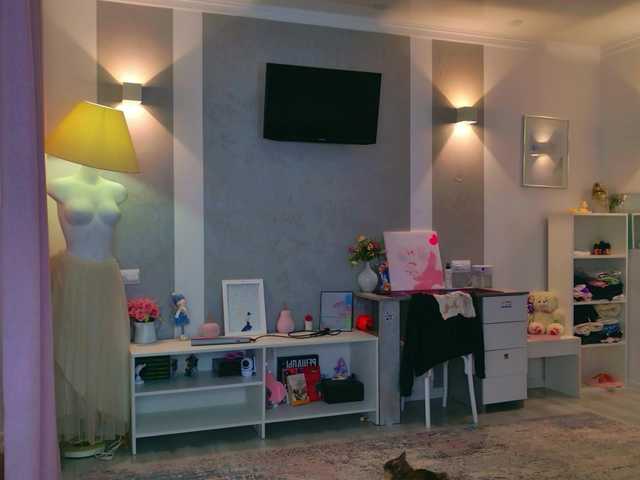 b4by-lol1's BongaCams show and profile