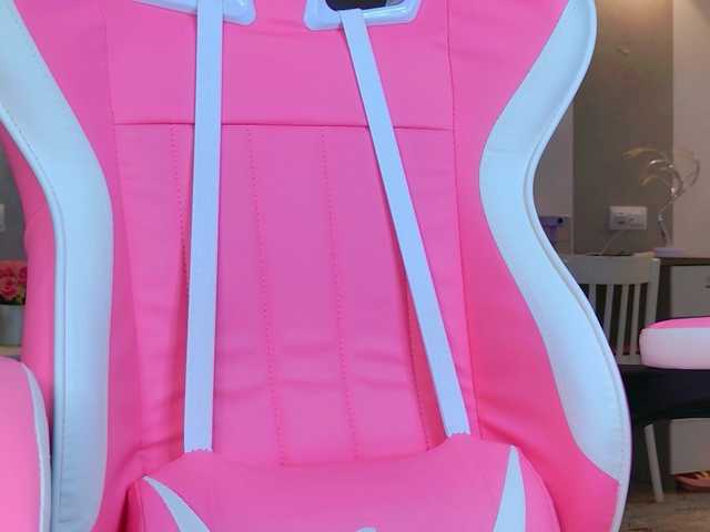 b4by-lol1's BongaCams show and profile