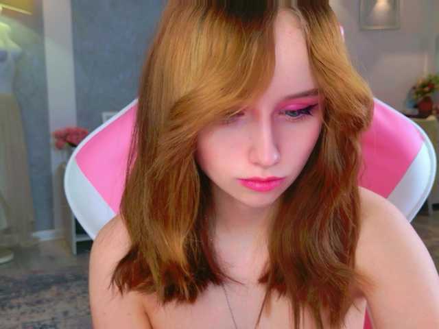 b4by-lol1's BongaCams show and profile