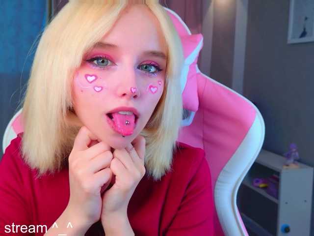 b4by-lol1's BongaCams show and profile