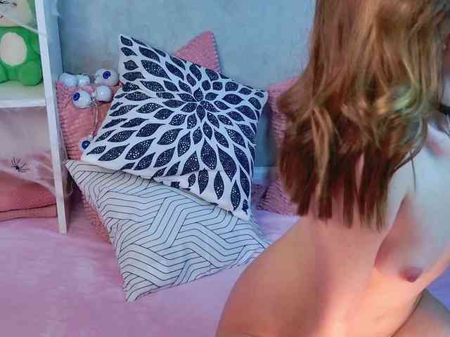 b4by-lol1 Live Webcam on BongaCams