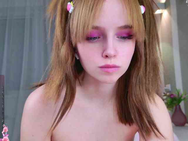 b4by-lol1 Live Webcam on BongaCams