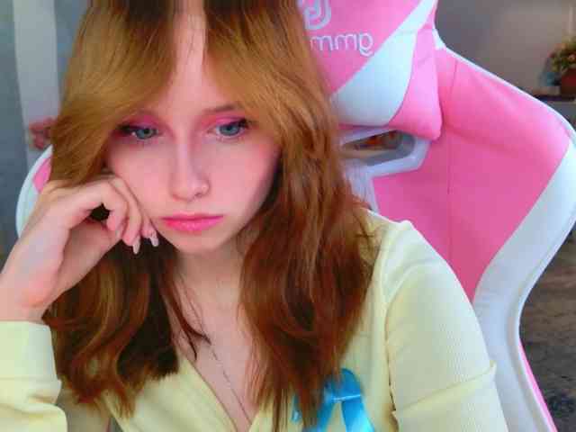 b4by-lol1 Live Webcam on BongaCams