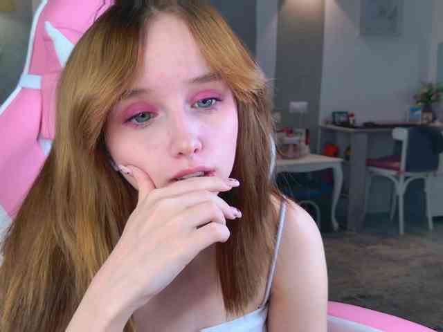 b4by-lol1 Live Webcam on BongaCams