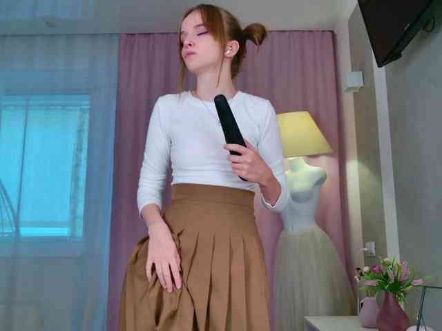 b4by-lol1 Live Webcam on BongaCams