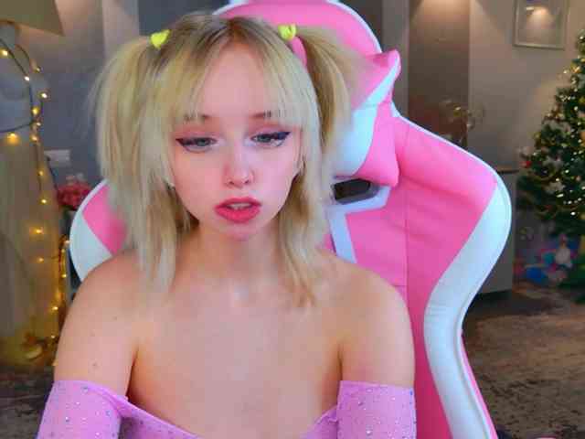 b4by-lol1 Live Webcam on BongaCams