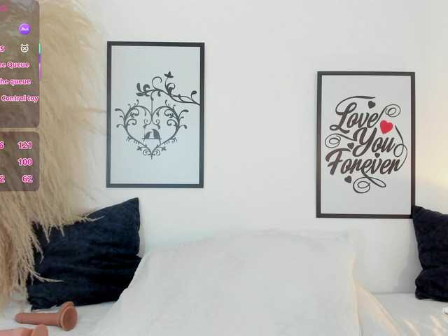 mia-lourence's BongaCams show and profile