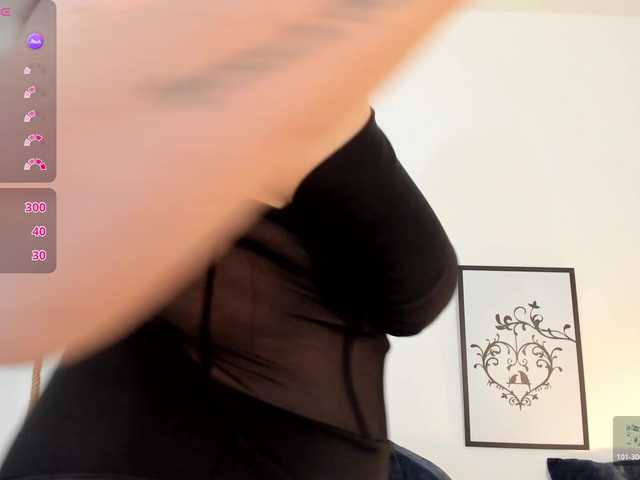 mia-lourence's BongaCams show and profile