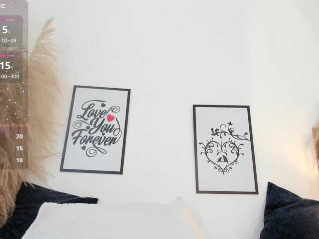 mia-lourence's BongaCams show and profile