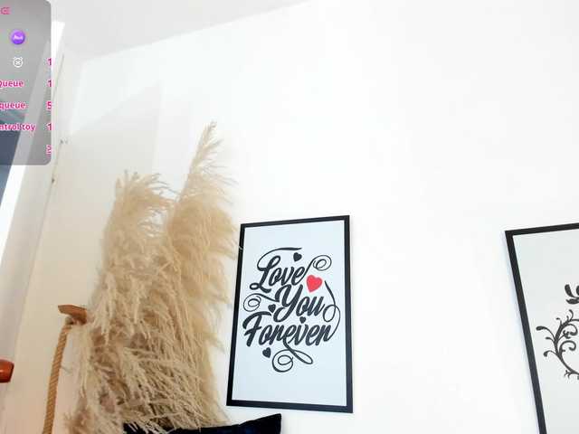 mia-lourence's BongaCams show and profile