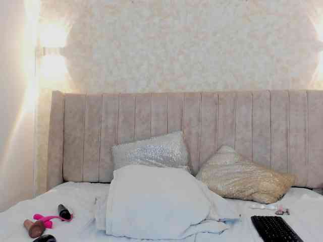 mia-lourence webcam