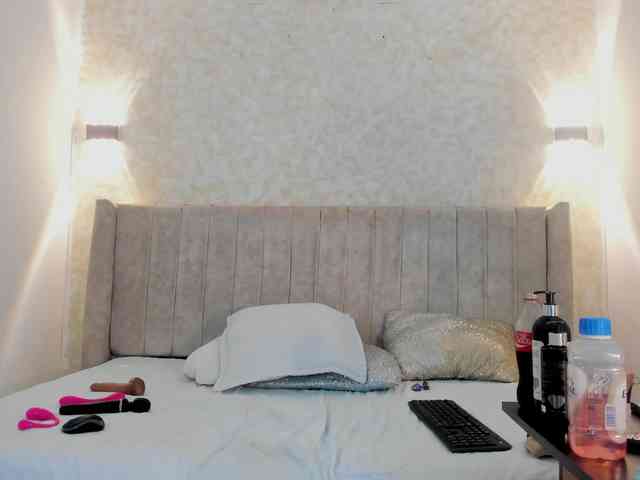 mia-lourence webcam