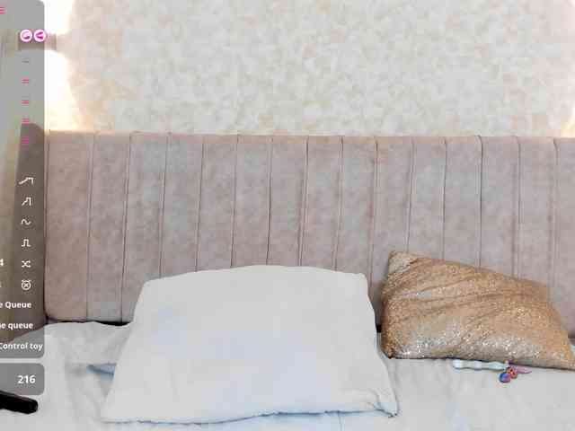 mia-lourence webcam