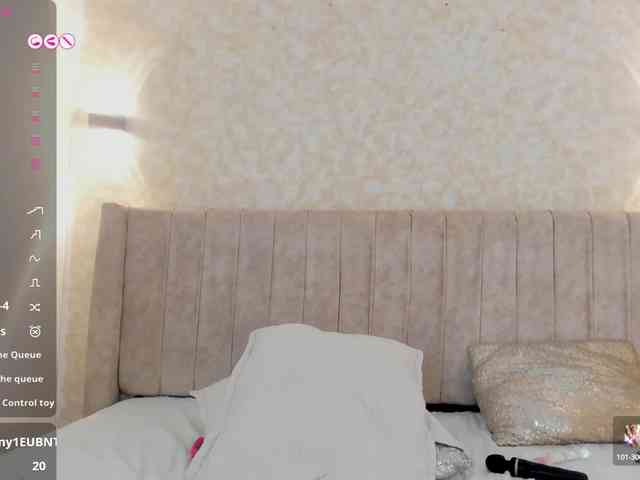 mia-lourence webcam
