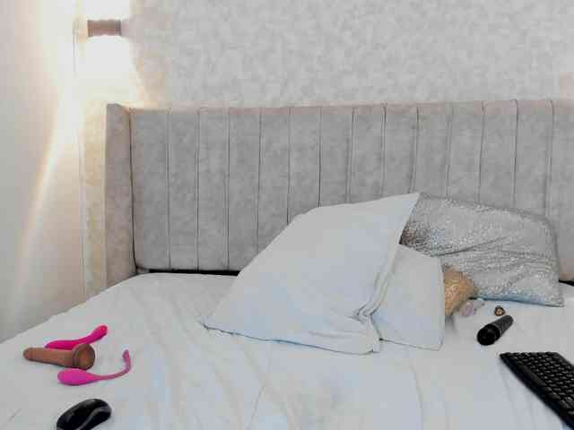 mia-lourence webcam
