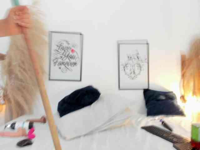 mia-lourence webcam