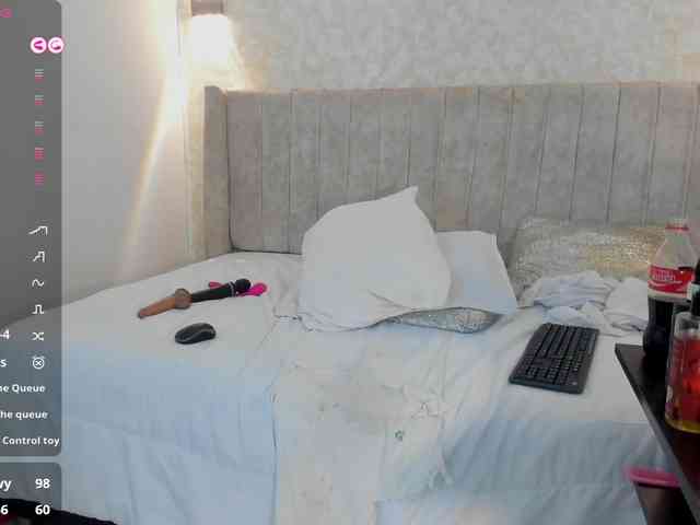 mia-lourence webcam