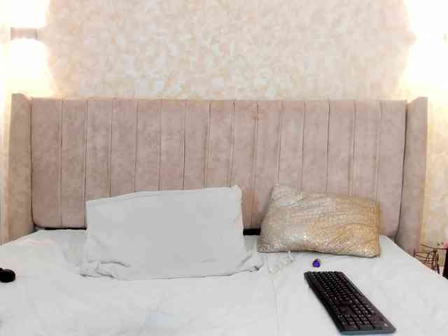 mia-lourence webcam