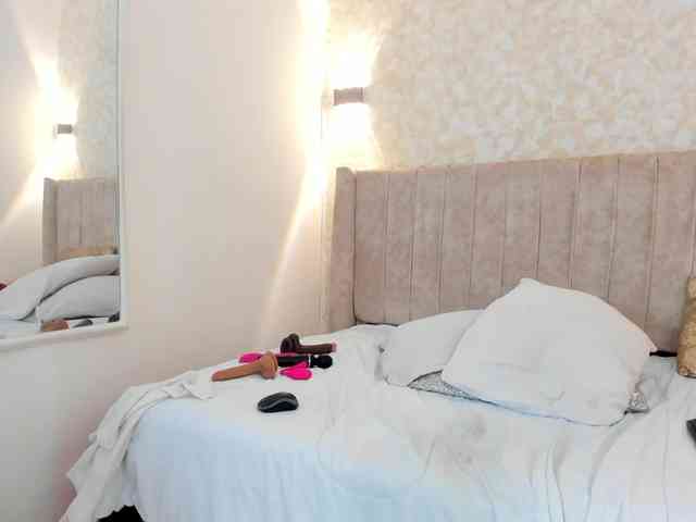 mia-lourence webcam