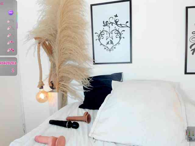 mia-lourence mia-lourence