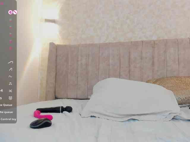 mia-lourence webcam