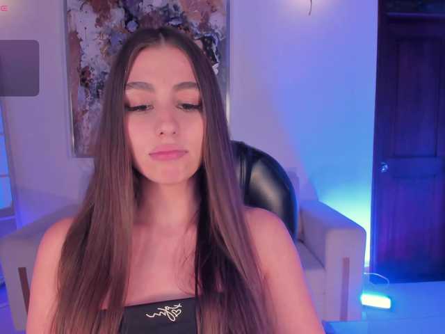 DolcieElliot's BongaCams show and profile