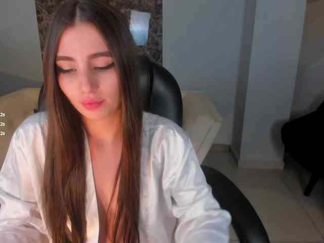 DolcieElliot webcam
