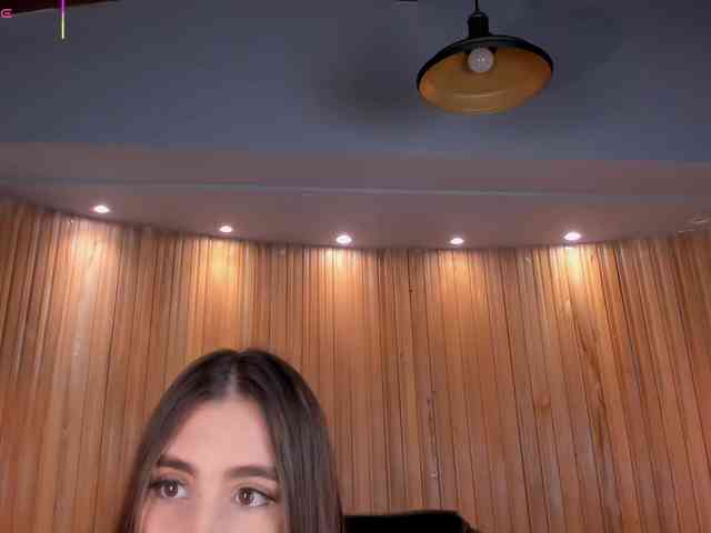 DolcieElliot webcam