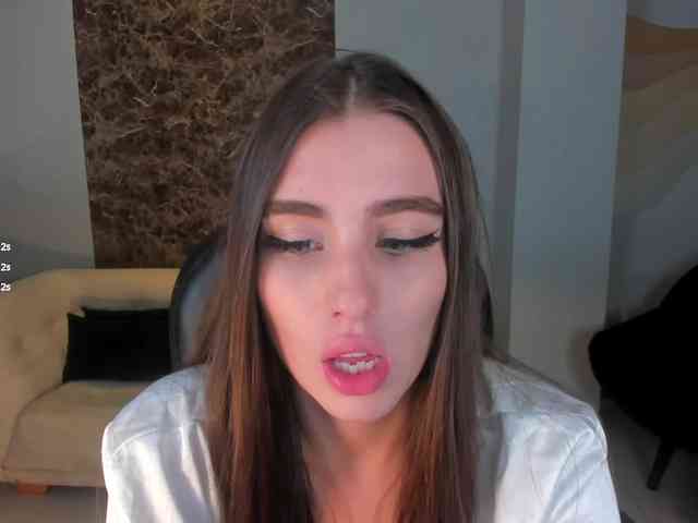 DolcieElliot webcam