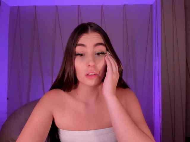 DolcieElliot webcam