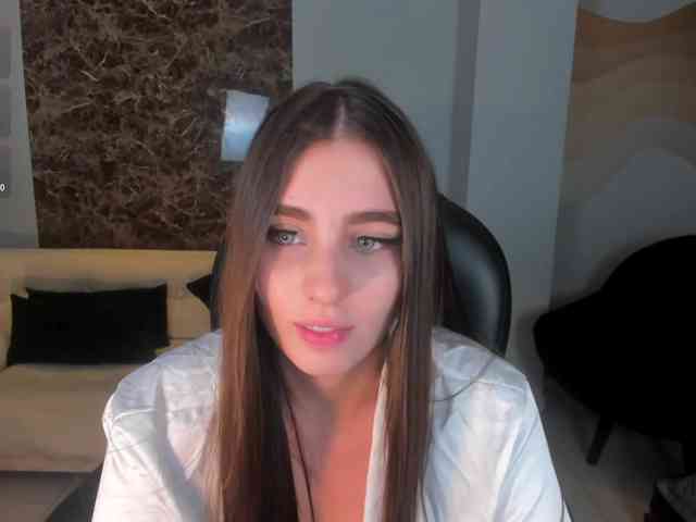 DolcieElliot webcam