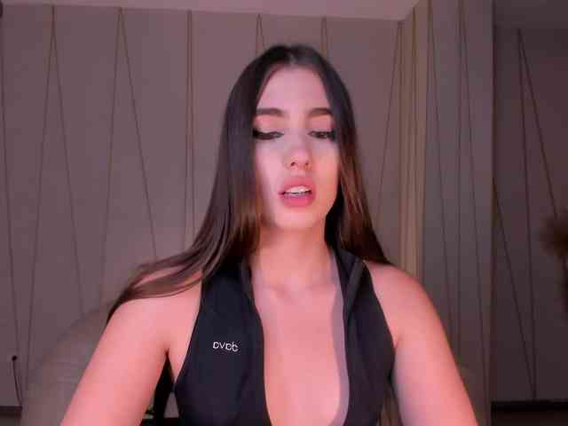 DolcieElliot webcam